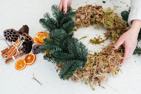 Festive Christmas Wreath Making Workshop - Tuesday 1st December 6.30PM